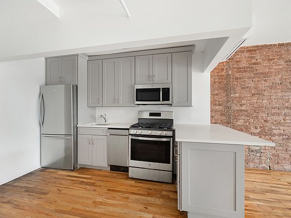 3rd image of 151 W 126th St #4