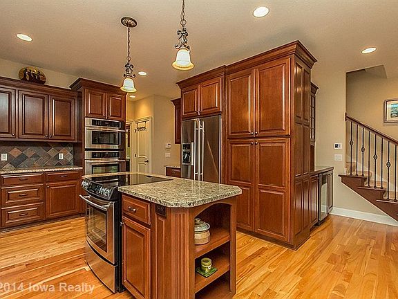 4th image of 28746 Hickory Lodge Dr