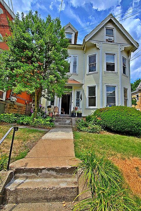 Point Breeze Corner Lot