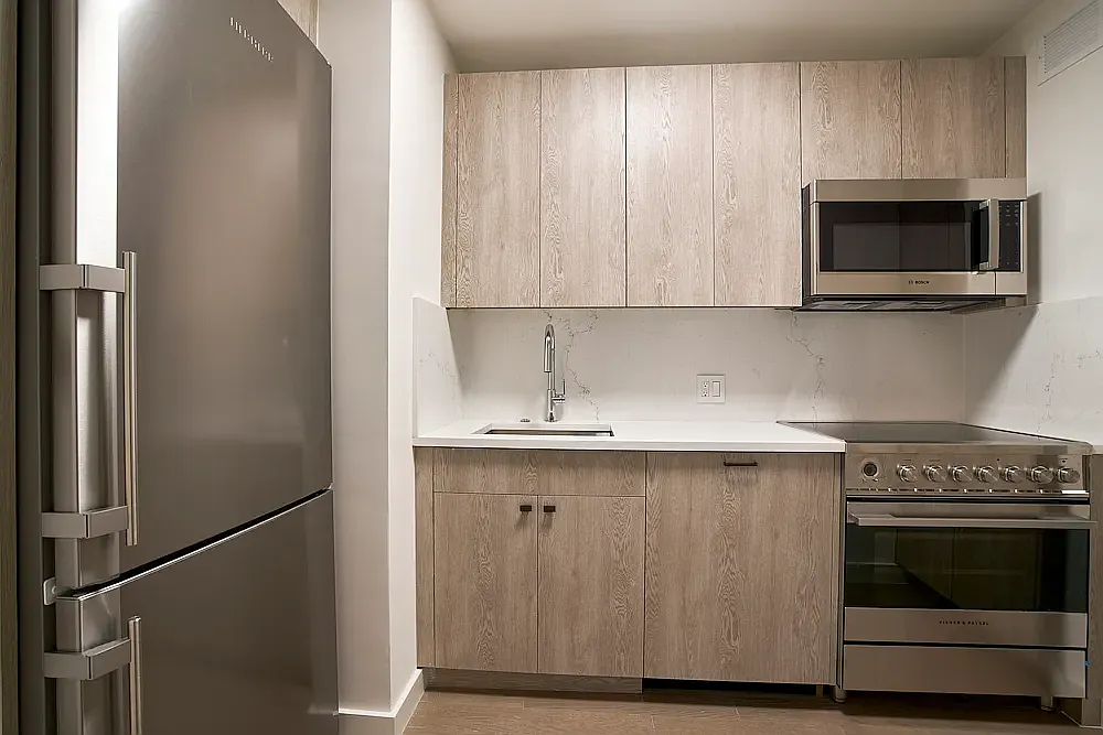 220 East 72nd Street — Photo 4