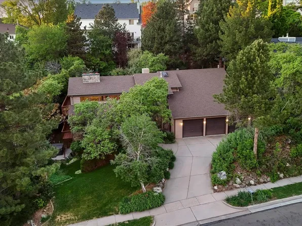 905 N Oakridge Dr, Farmington, UT 84025
