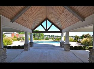 4284 N Blossom Ct, Fayetteville, AR 72703