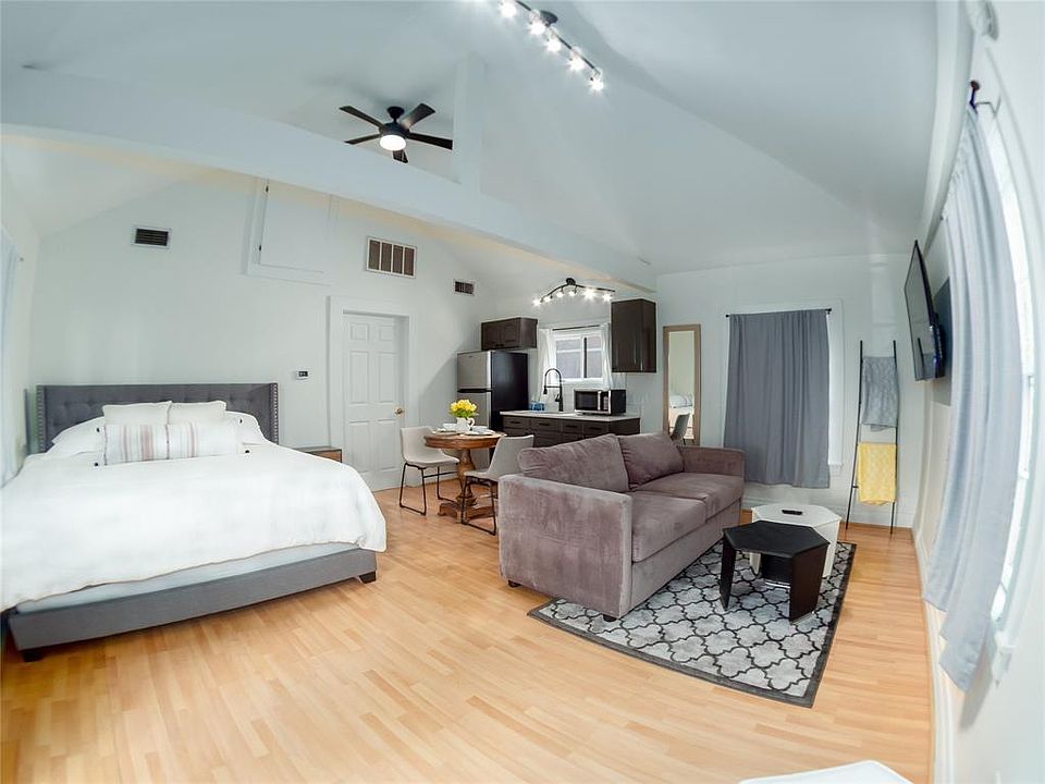 1st image of 3112 Bowen St APT E