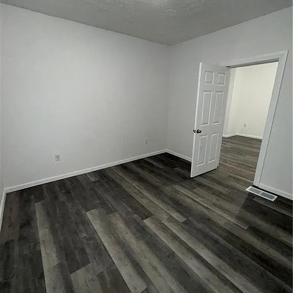 1312 Ontario Ave — Photo 13