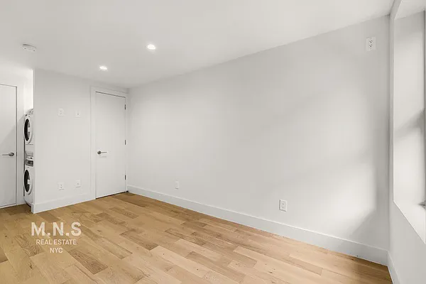 Rented by MNS Marketing | media 19