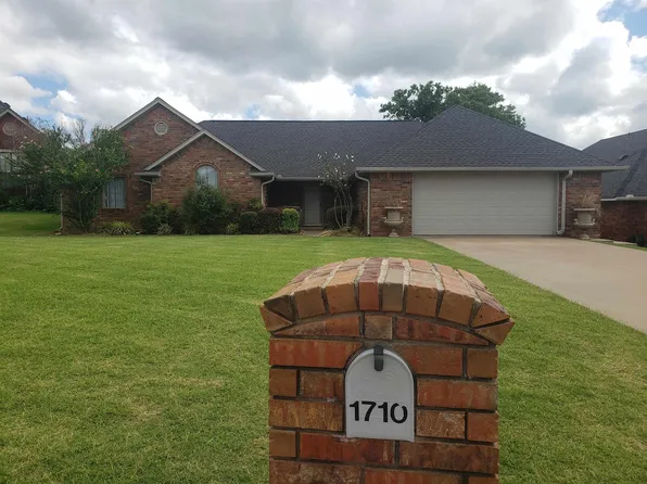 1710 Parkwood Dr, Duncan, OK 73533