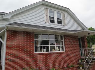 98 Maryland Ave, Manchester, NH 03104