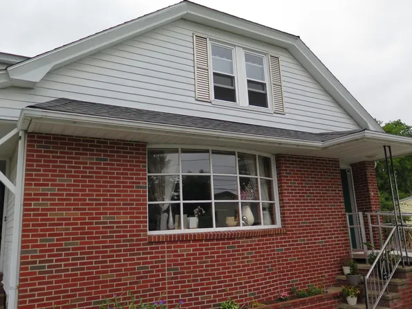 98 Maryland Avenue, Manchester, NH 03104