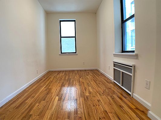 5th image of 250 W 105th St #2FF