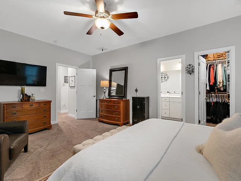 4772 Kilby Dr — Photo 31