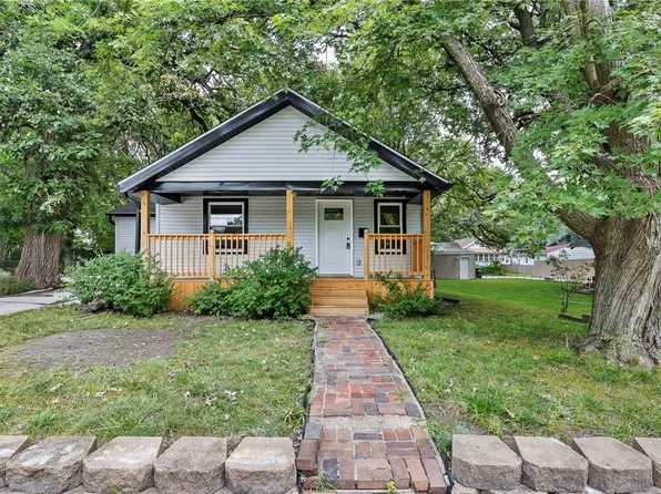 3821 13th St, Des Moines, IA 50313