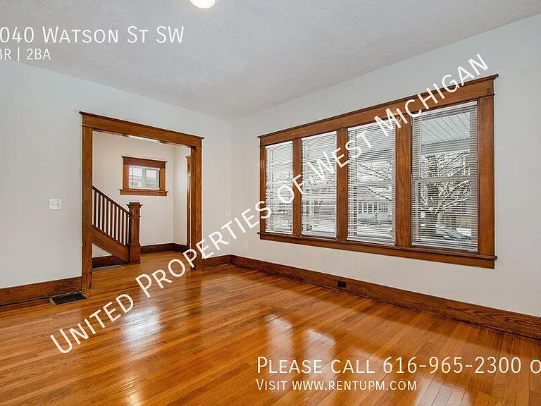 1040 Watson St SW — Photo 7