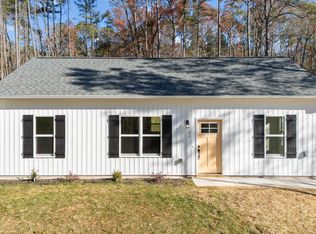 31 Bourbon St, Fuquay Varina, NC 27526