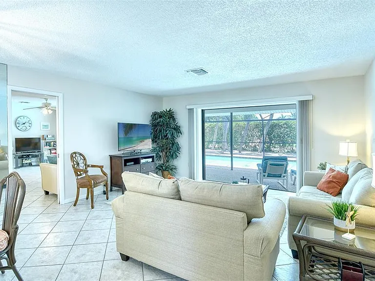 710 Treasure Boat Way — Photo 17