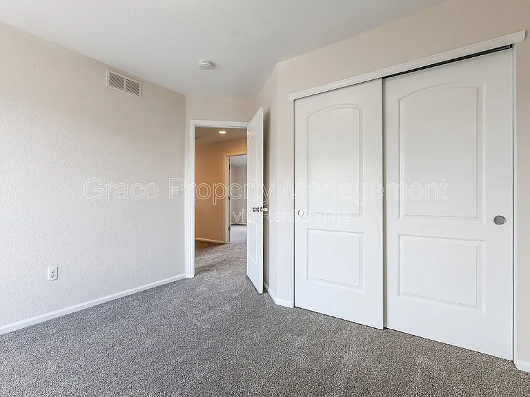 10289 E 113th Ave — Photo 12