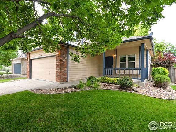 Nicely manicured lawn