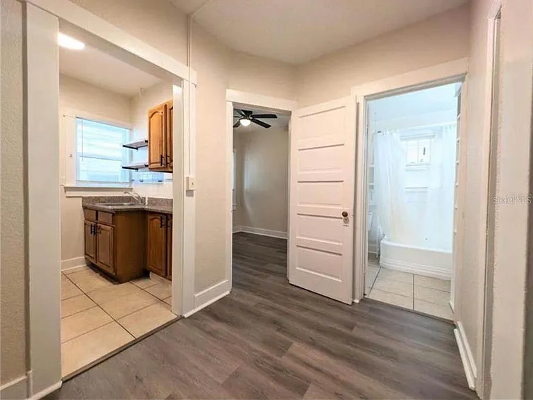 308 Grove St N #206 — Photo 6