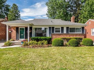 22556 Kipling St, Saint Clair Shores, MI 48080