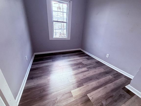 4th image of 152 Highland Ave APT 6