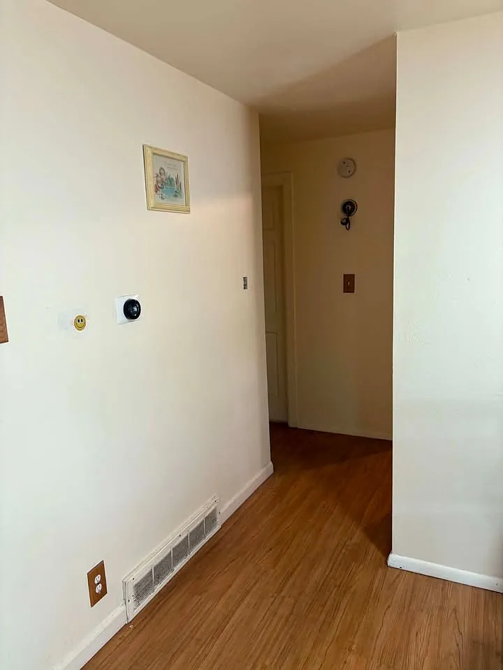 3 bed, 1800 sqft, $2,050 — Photo 3