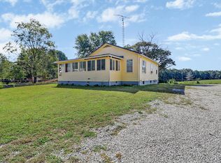 1661 Deer Lodge Hwy E, Deer Lodge, TN 37726