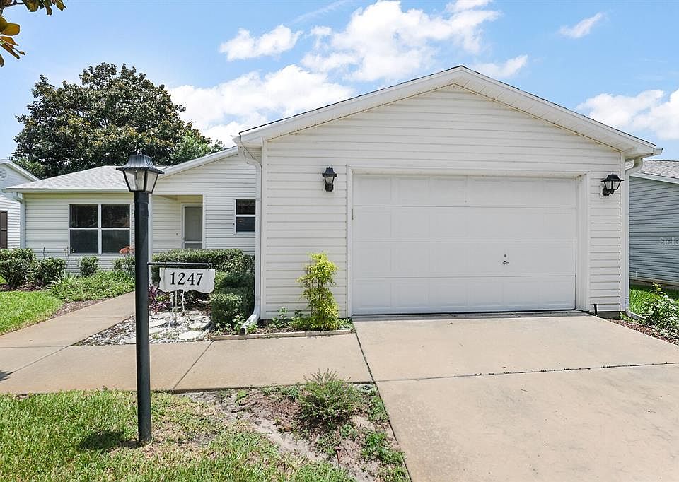 1st image of 1247 Chaparral Dr