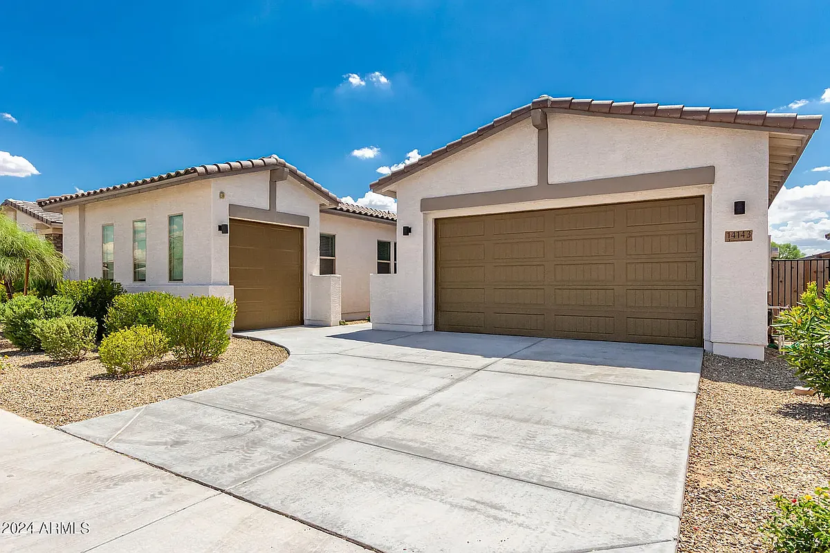 Building Photo - 14143 W Cottontail Ln