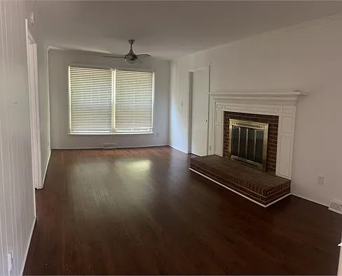 7900 Meadowdale Ln — Photo 3