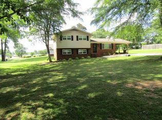 46 Osborne Ct, Russellville, AL 35654