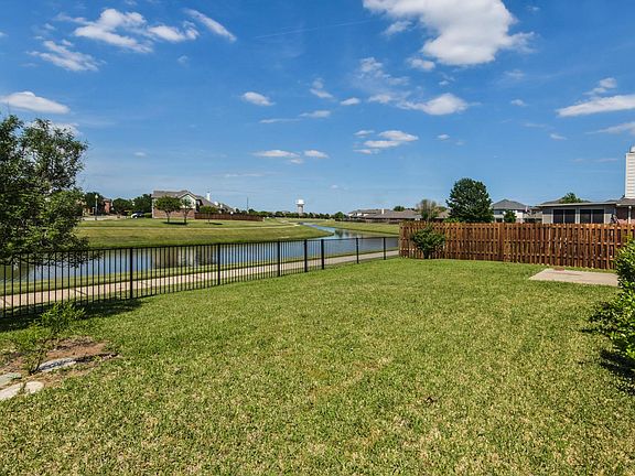 2nd image of 2605 Cascade Cove Dr