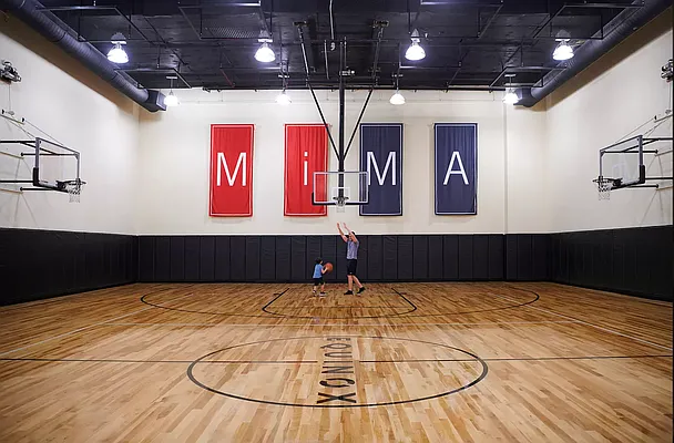 Rented by Landmark Property Holdings LLC | media 21