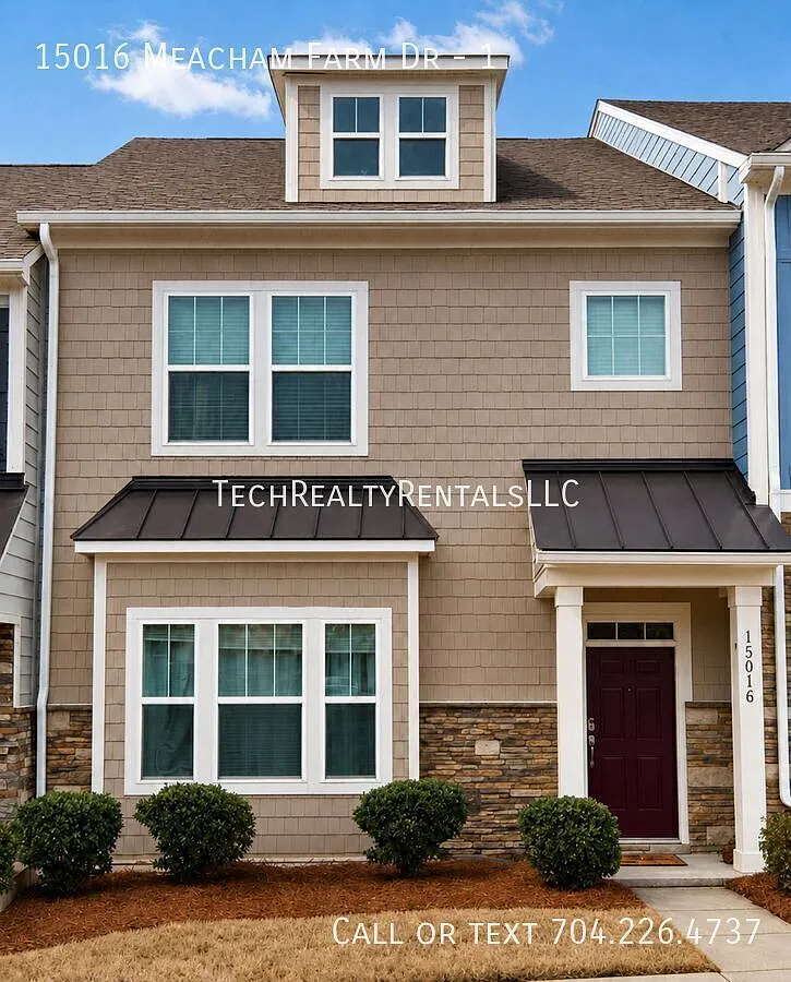 3 bed, 2.5 bath, 1902 sqft, $2,300 — Photo 3