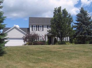 6884 Ralaric Dr, Dexter, MI 48130