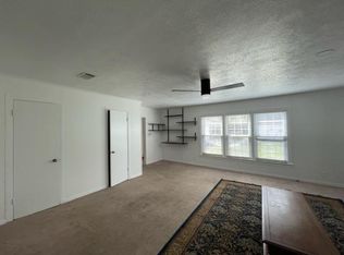 501 W Beach St, Fort Worth, TX 76111