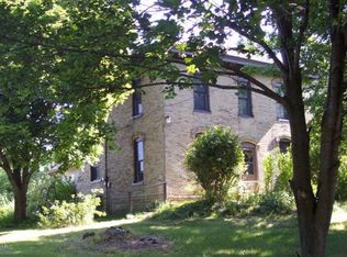 53 Seven Mile Rd NW, Comstock Park, MI 49321