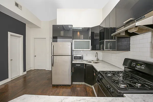 Rented by Exit Realty First Choice | media 26