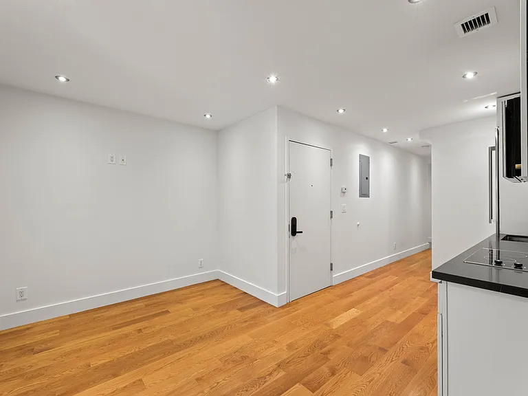 151 Avenue A #4B — Photo 1