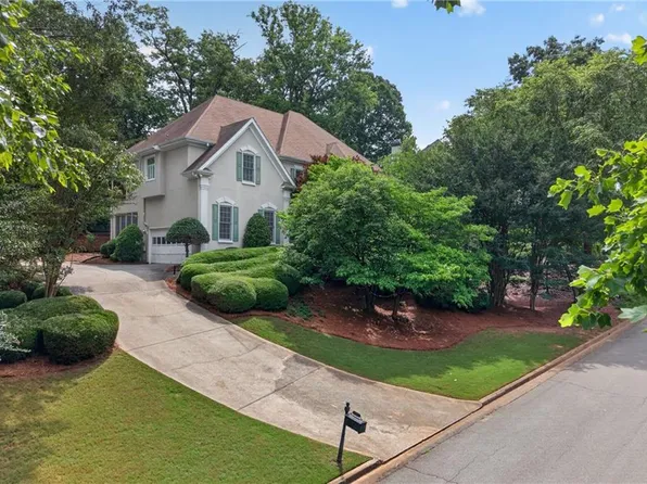 1995 Woods River Ln, Duluth, GA 30097