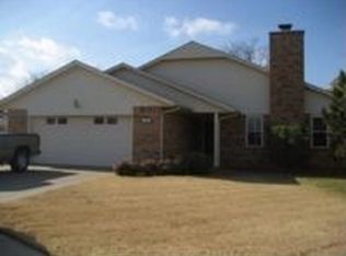 327 Sooner Park Dr, Bartlesville, OK 74006