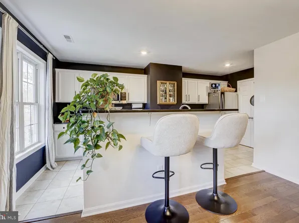 1636 S Taylor St, Arlington, VA 22204