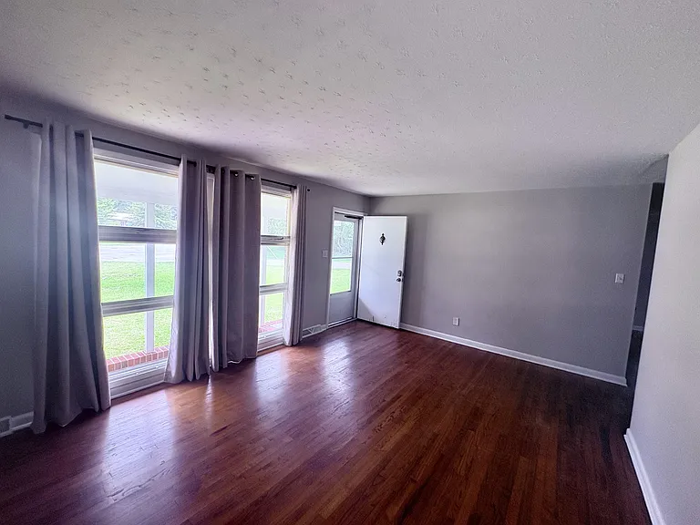 406 Forest Grove Ave — Photo 17