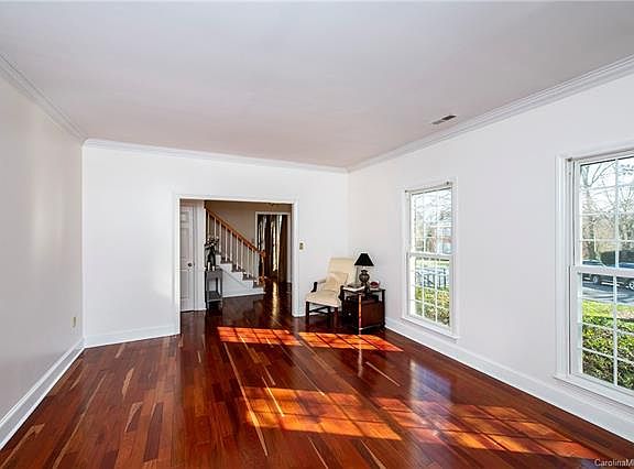 3rd image of 9208 Silver Pine Dr