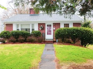 424 W 26th St, Winston Salem, NC 27105