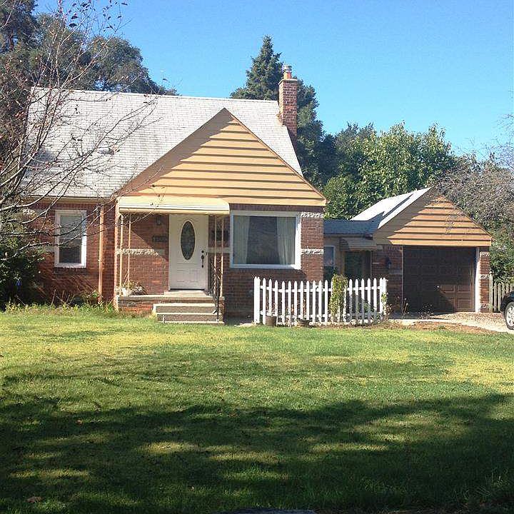 1st image of 1209 Pinecrest Dr