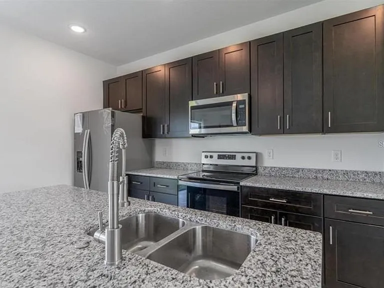 550 Marion Oaks Blvd — Photo 4