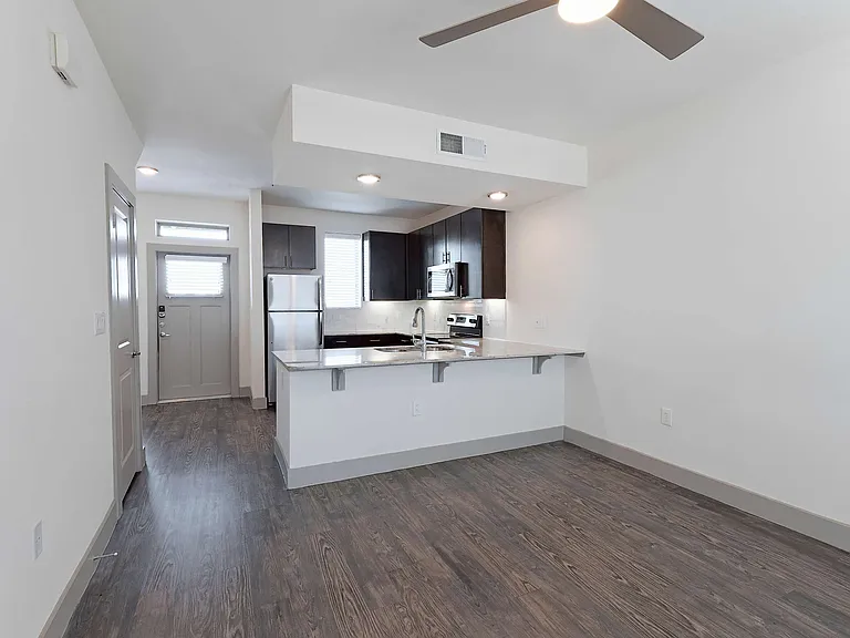 The District At Cypress Waters - Parson's Green — Photo 857
