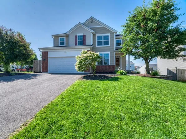 1515 Elysium Dr, Minooka, IL 60447