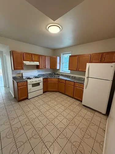 2850 N Austin Ave #1 Photo 1
