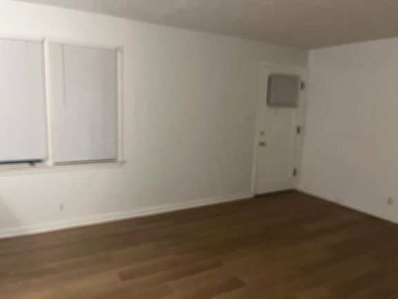 2nd image of 712 Kelton Ave #712