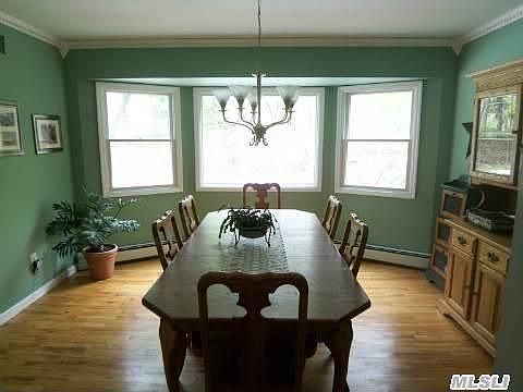 5th image of 10 Northfield Ln